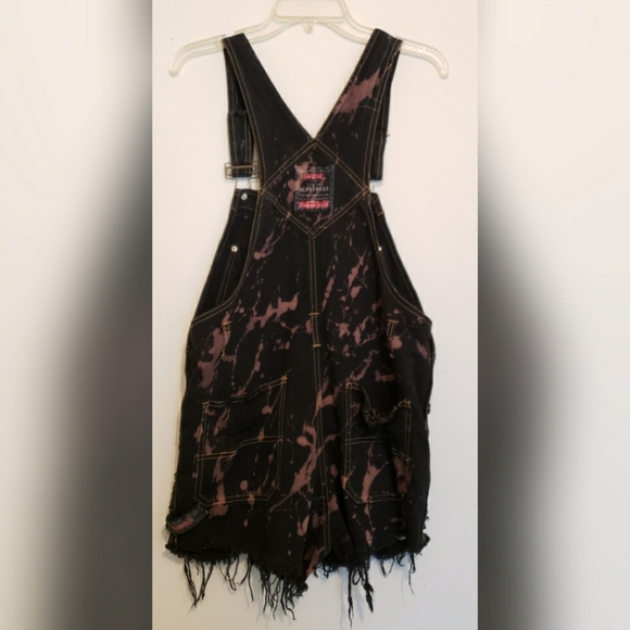 Squeeze Jeans Black Acid Washed Overalls Distressed Cutoffs Women's Size Medium - Picture 4 of 5